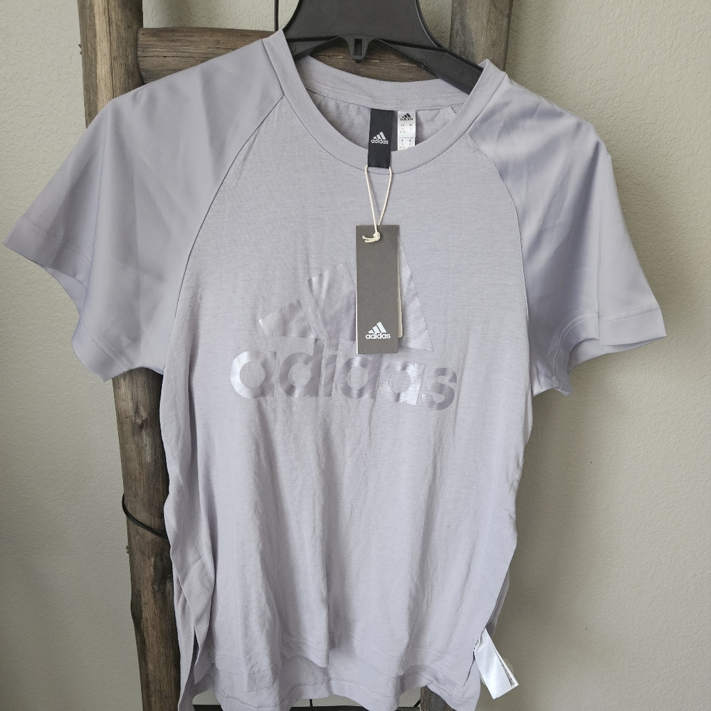 Adidas Tee size small